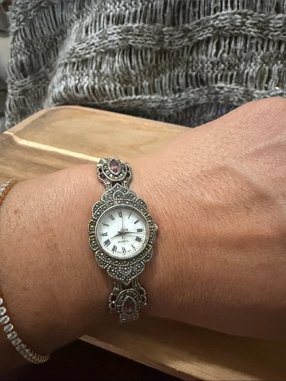 Vintage-Style Silver Tone Women's Watch Bracelet with Pink Accents